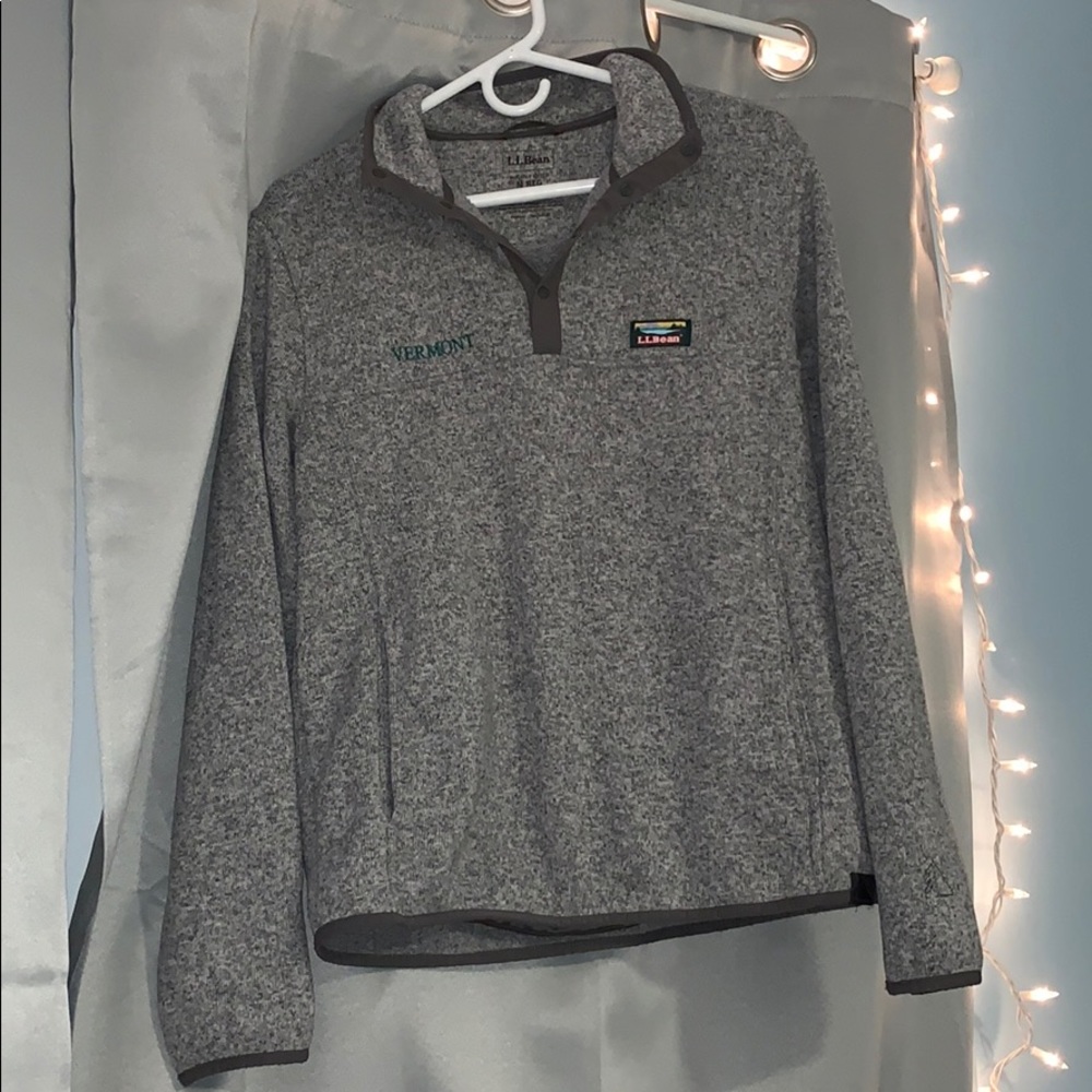 L.L. bean Vermont grey 4 button Pullover
